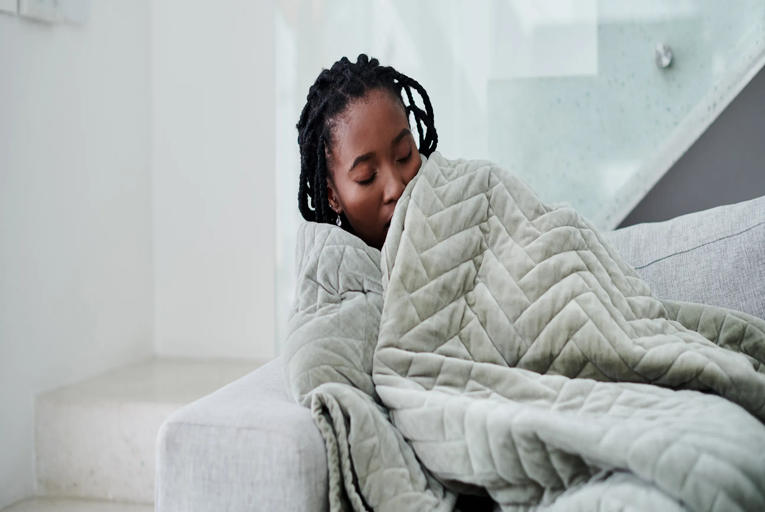 Thinking of Using a Weighted Blanket? Here’s What You Need to Know - Spirit Linen Home