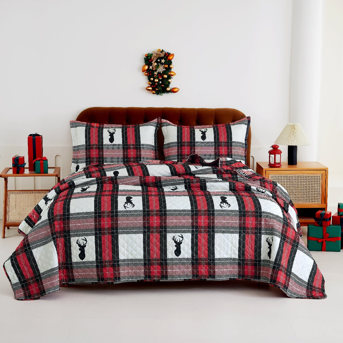 Holiday Collection Quilt Set - Ultra-Soft, Reversible Coverlet Bedding - Oversized Quilt With Matching Pillow Shams - Spirit Linen