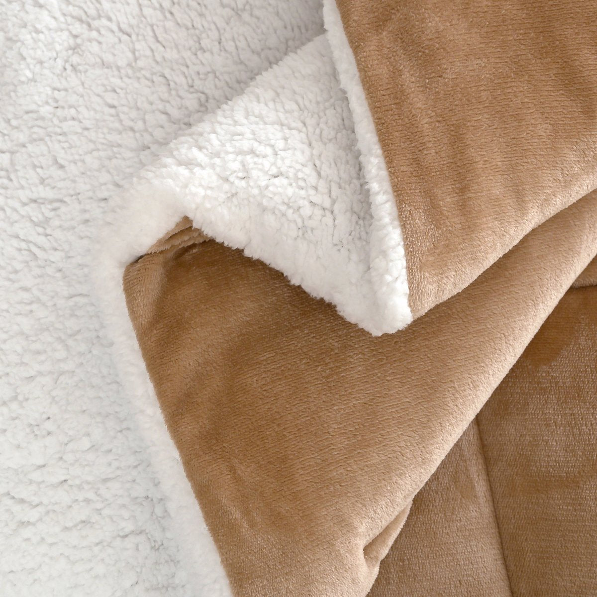 Mountain Ridge Boxed Knit 3pc Comforter Set | Spirit Linen - Tan
