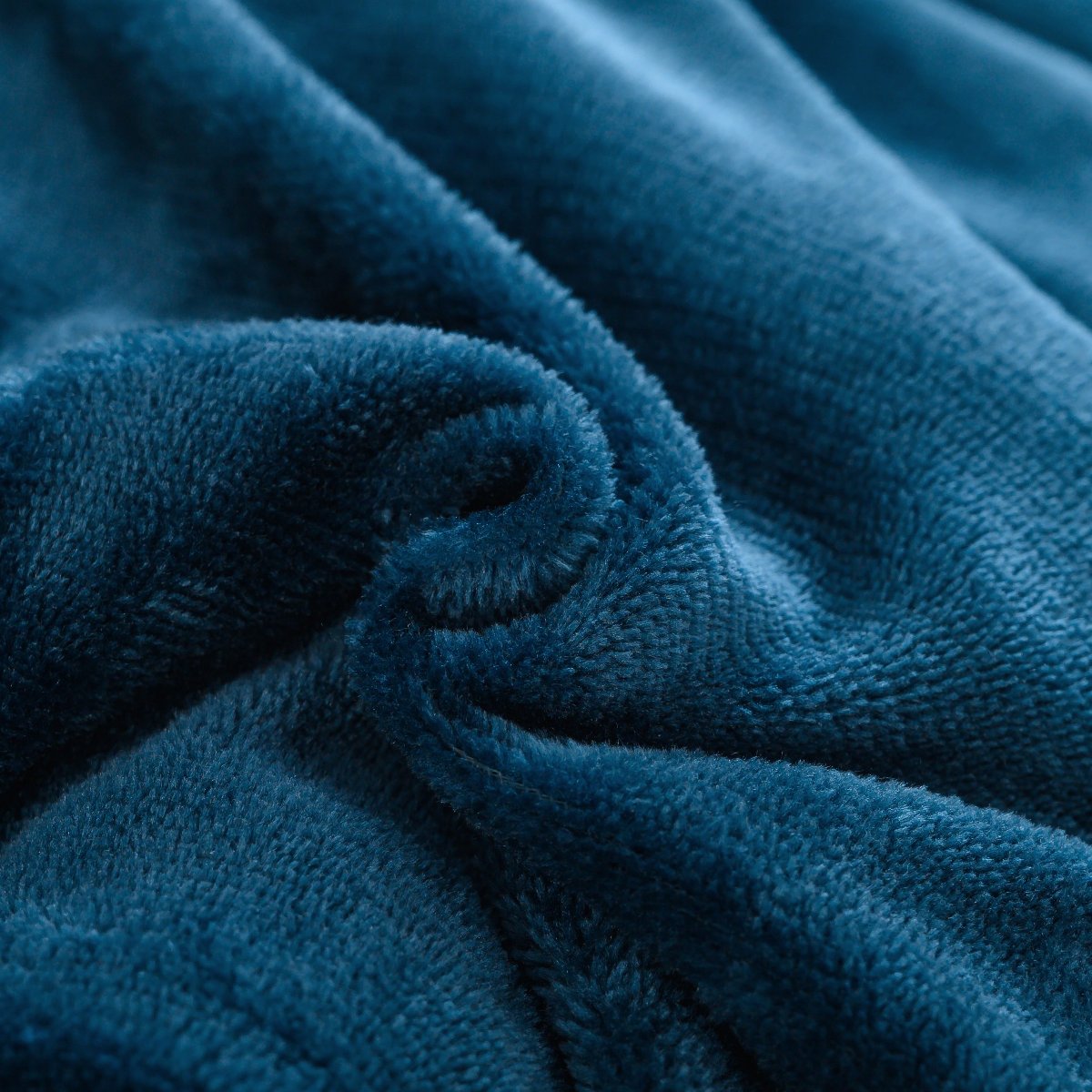 Mountain Ridge Boxed Knit 3pc Comforter Set | Spirit Linen - Navy