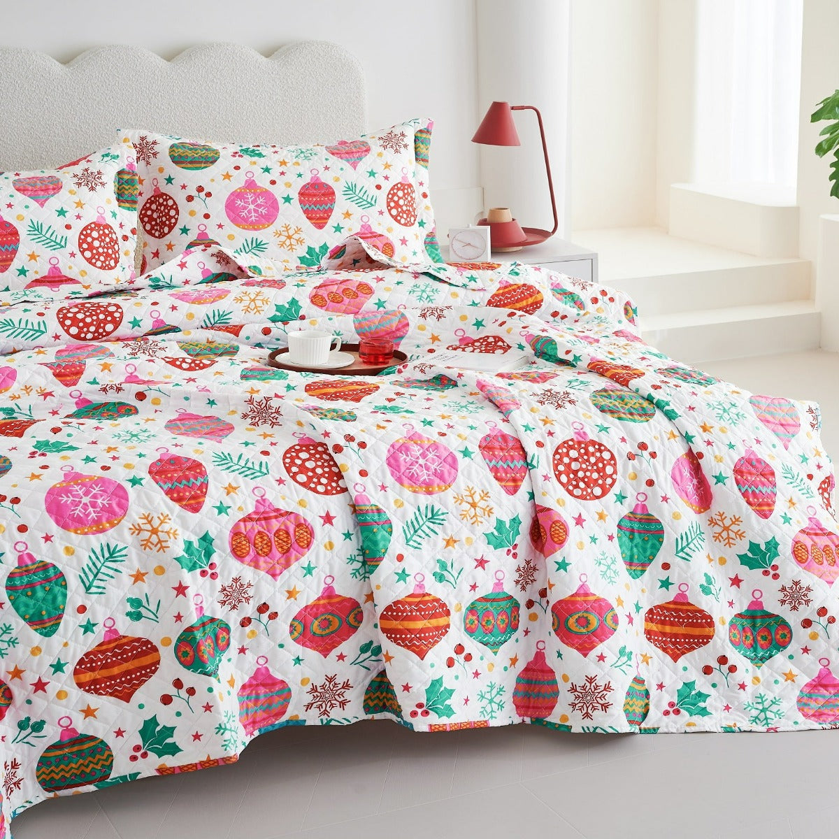 Holiday Collection Quilt Set - Ultra-Soft, Reversible Coverlet Bedding - Oversized Quilt With Matching Pillow Shams - Spirit Linen