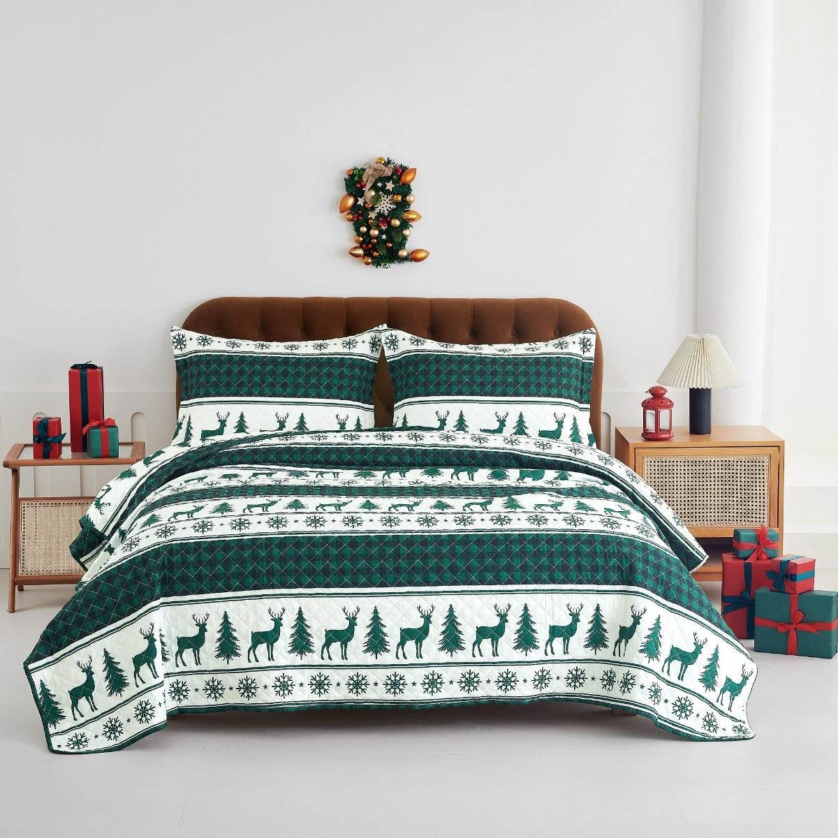 Holiday Collection Quilt Set - Ultra-Soft, Reversible Coverlet Bedding - Oversized Quilt With Matching Pillow Shams - Spirit Linen