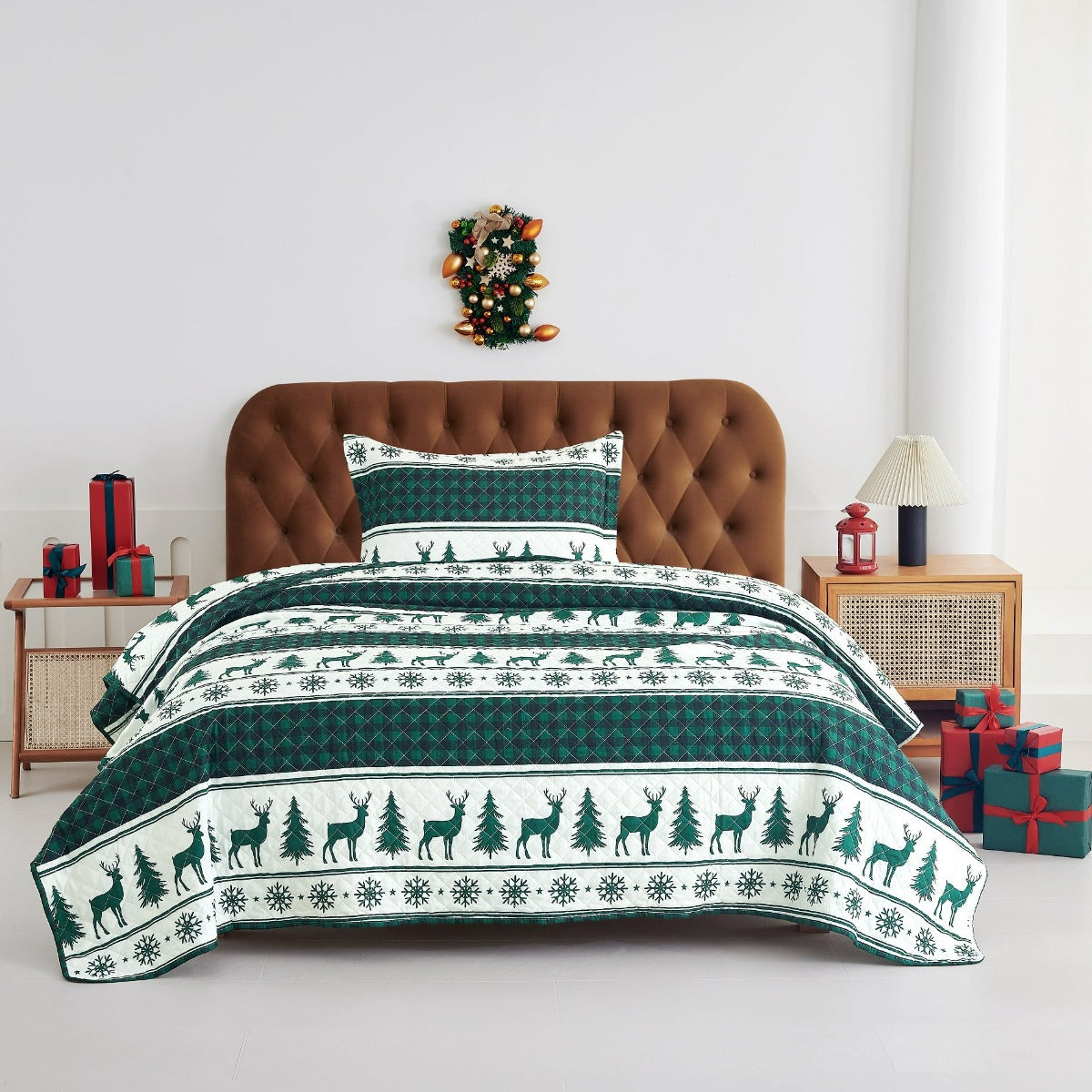 Holiday Collection Quilt Set - Ultra-Soft, Reversible Coverlet Bedding - Oversized Quilt With Matching Pillow Shams - Spirit Linen