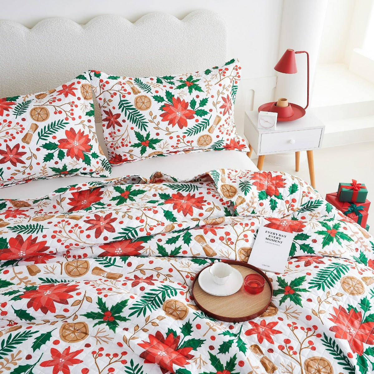 Holiday Collection Quilt Set - Ultra-Soft, Reversible Coverlet Bedding - Oversized Quilt With Matching Pillow Shams - Spirit Linen