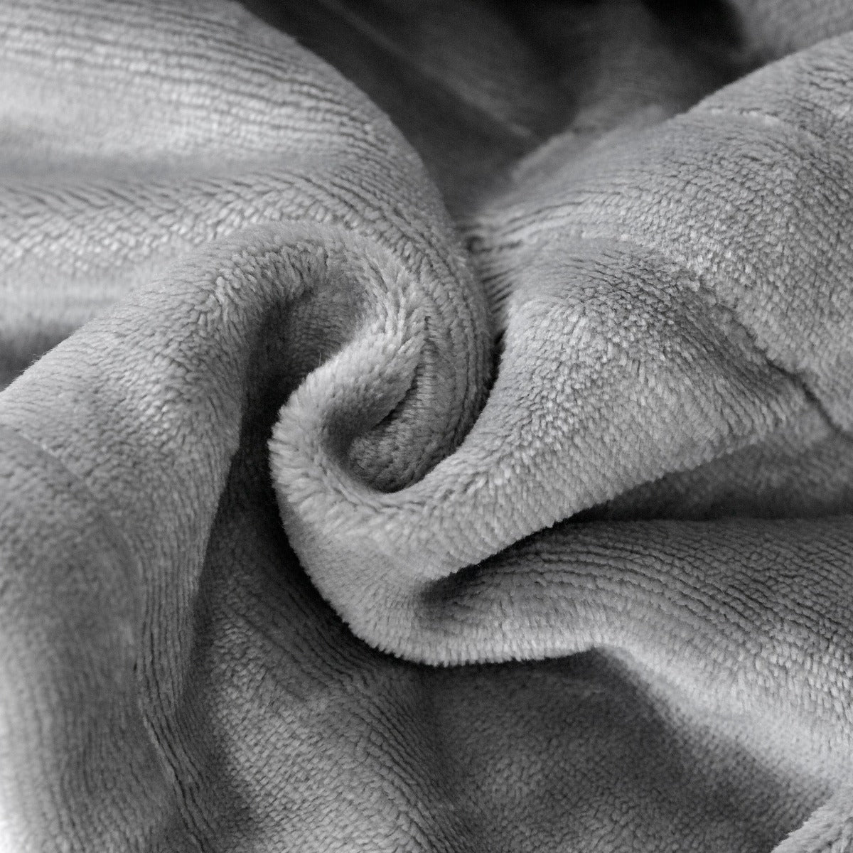 Microplush Heated 50x60 Throw