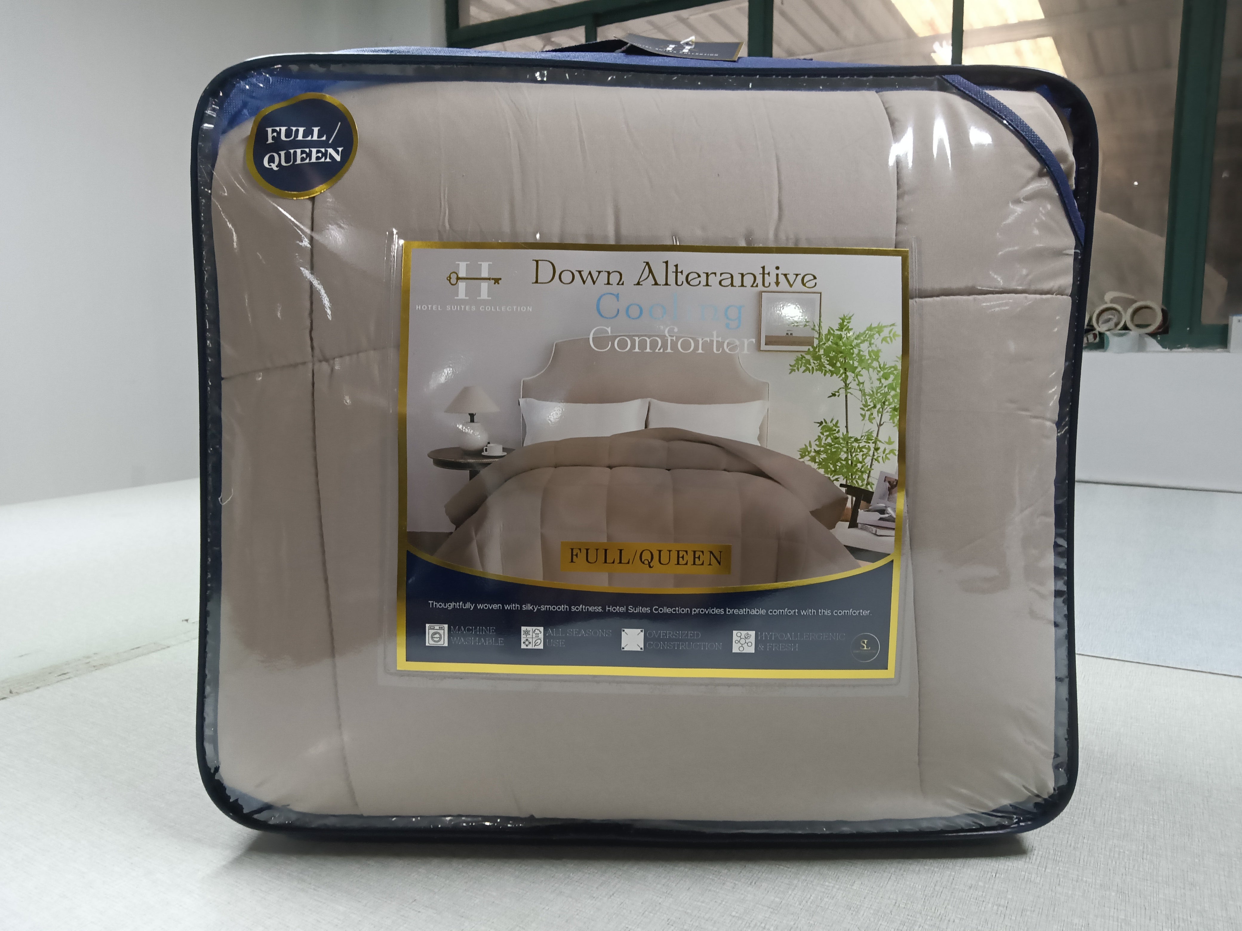 Down Alt Comforter Solids