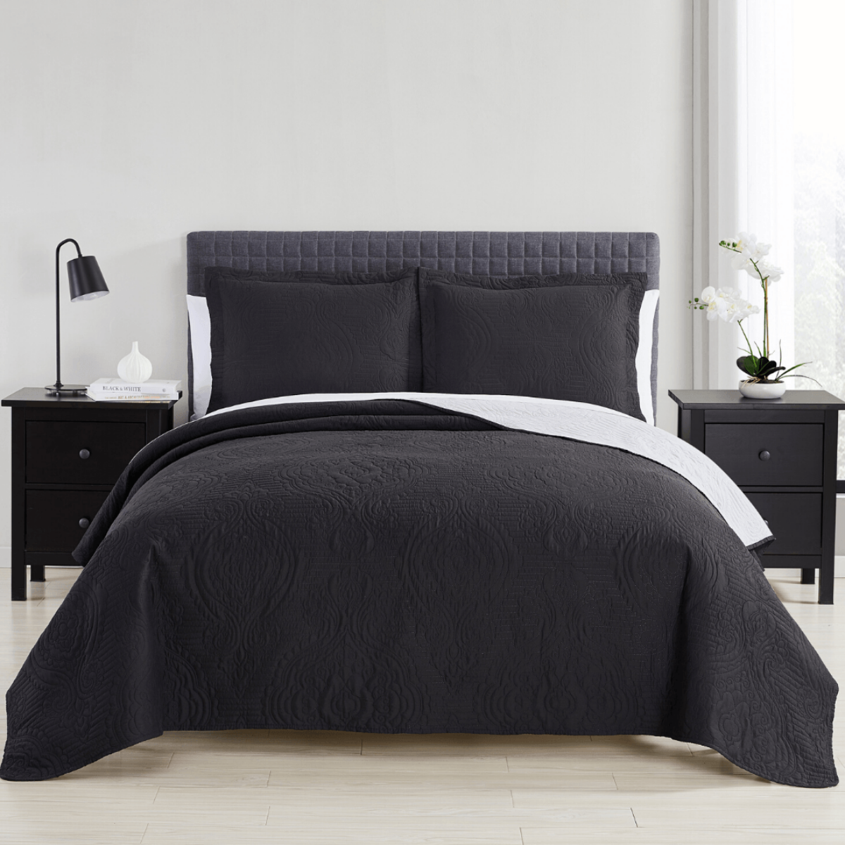 Madison Quilt Reversible Collection + Two Free Sham Pillows | Spirit Linen - Black