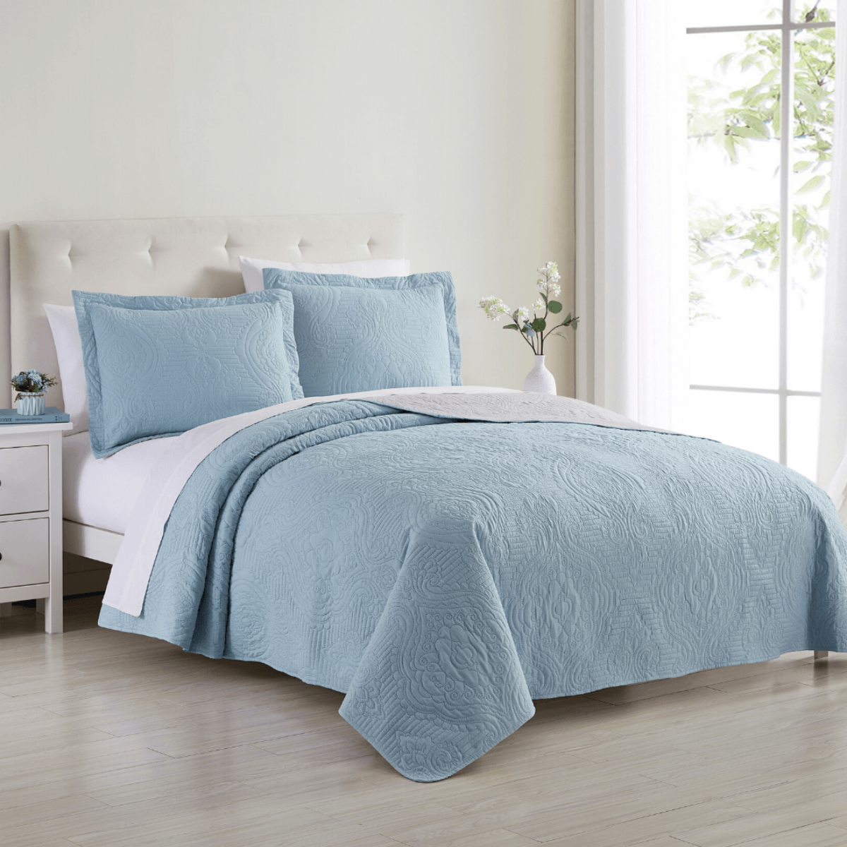 Madison Quilt Reversible Collection + Two Free Sham Pillows | Spirit Linen - Light Blue