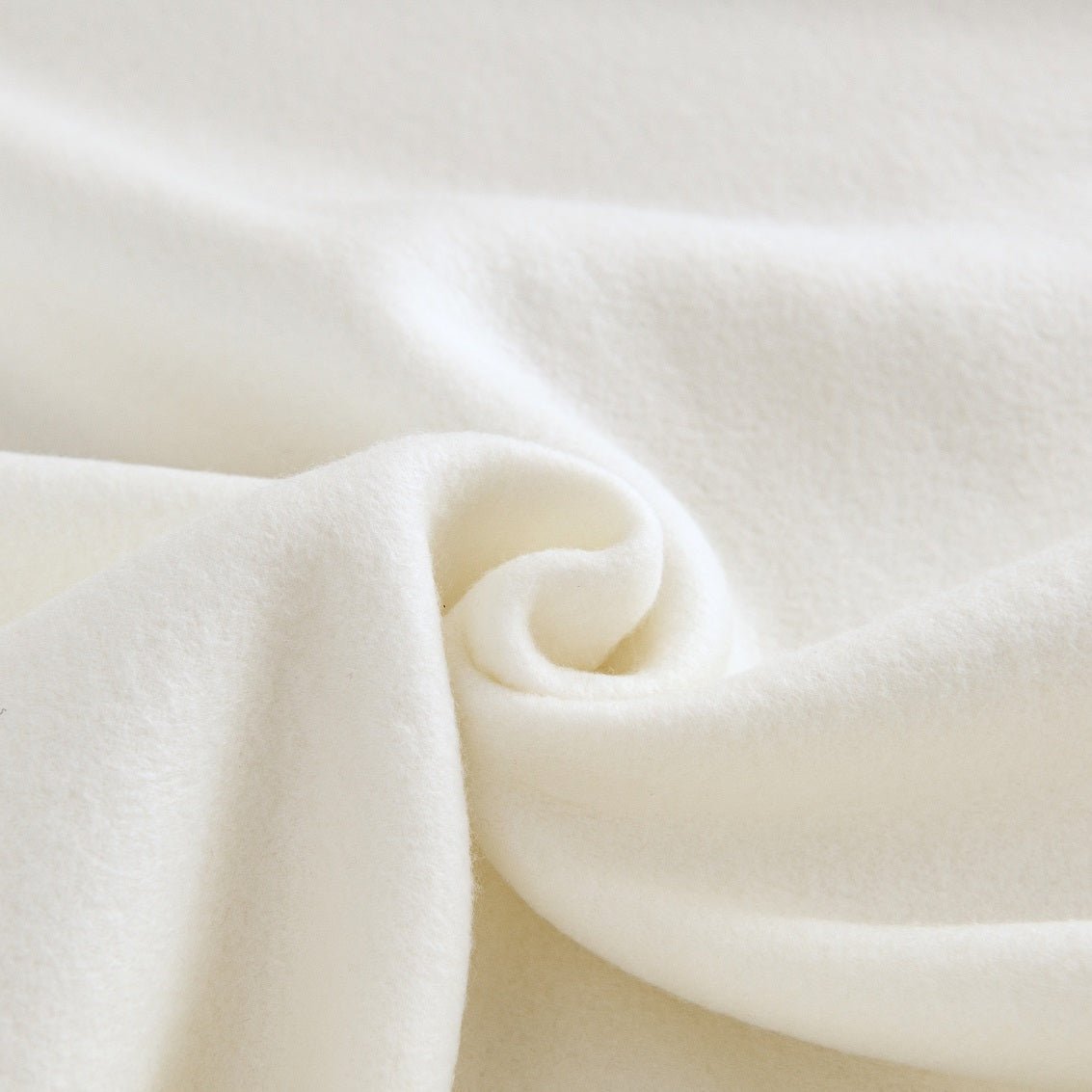 100% Polyester Satin Trim Polar Fleece Blanket - Spirit Linen