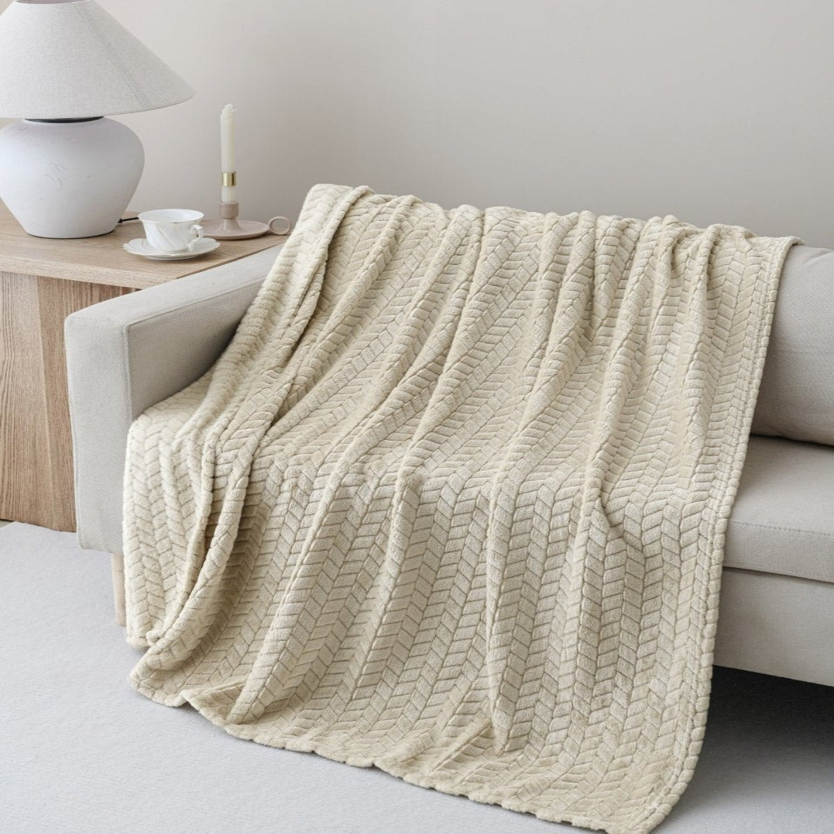 Arrow Jacquard 50 x 70 Plush Throw - Spirit Linen