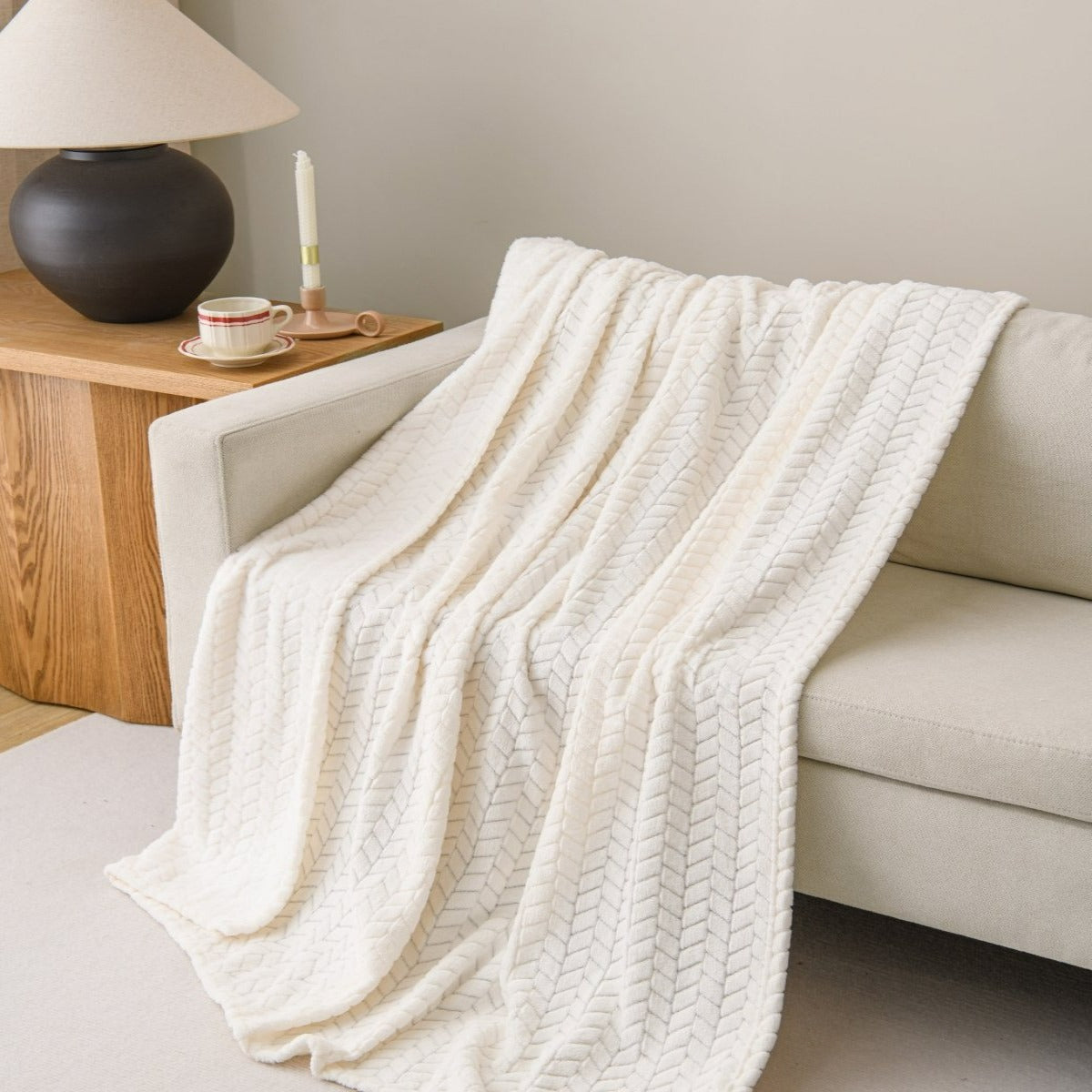 Arrow Jacquard 50 x 70 Plush Throw - Spirit Linen