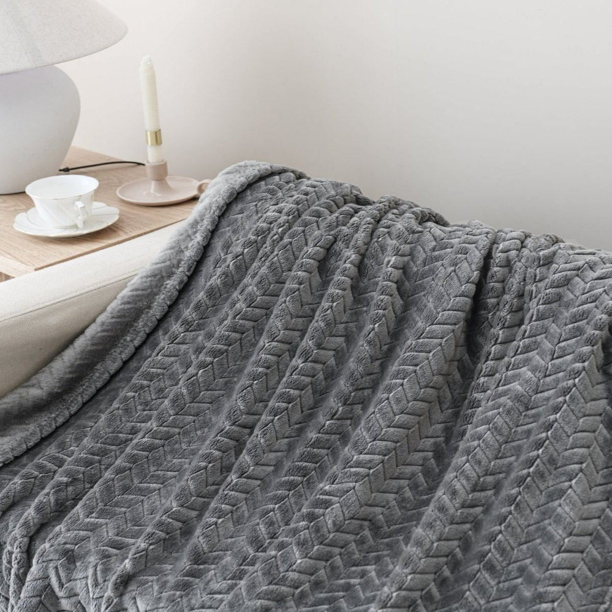 Arrow Jacquard 50 x 70 Plush Throw - Spirit Linen