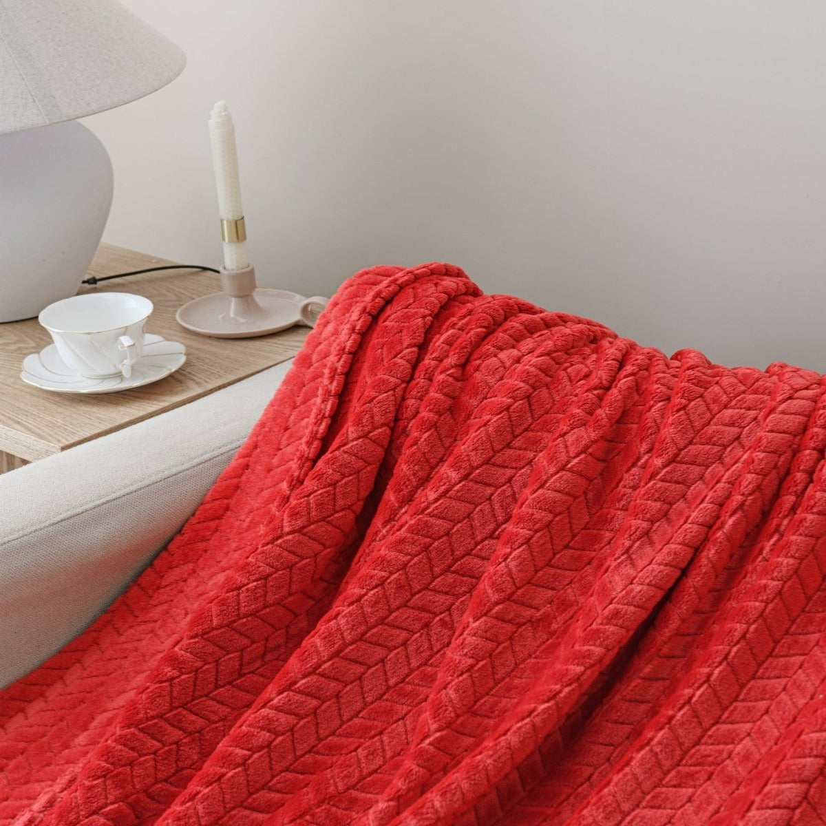 Arrow Jacquard 50 x 70 Plush Throw - Spirit Linen