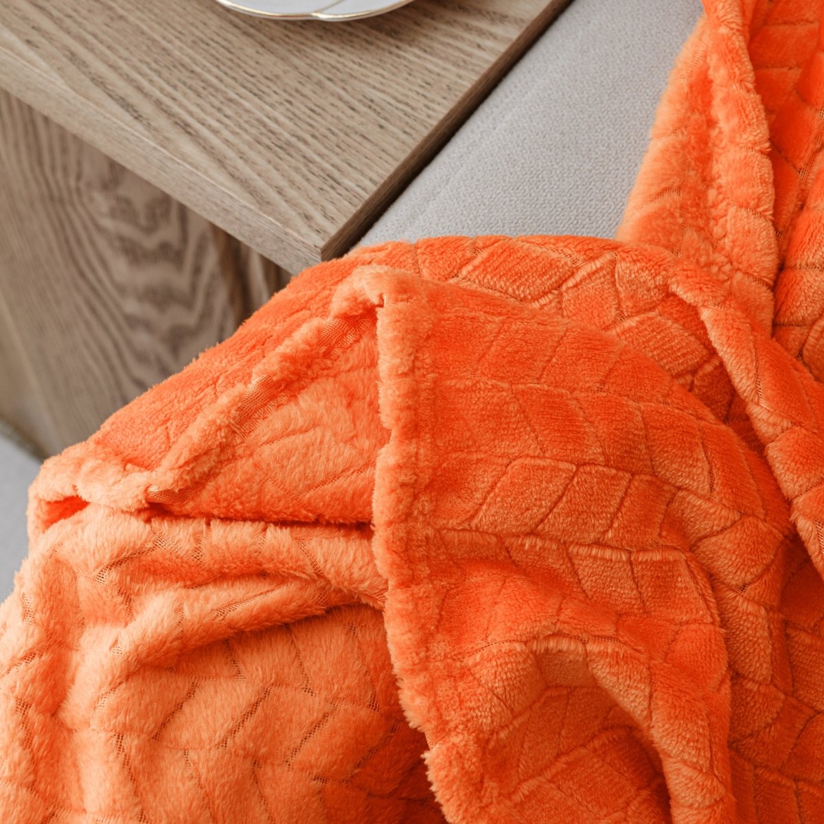Arrow Jacquard 50 x 70 Plush Throw - Spirit Linen