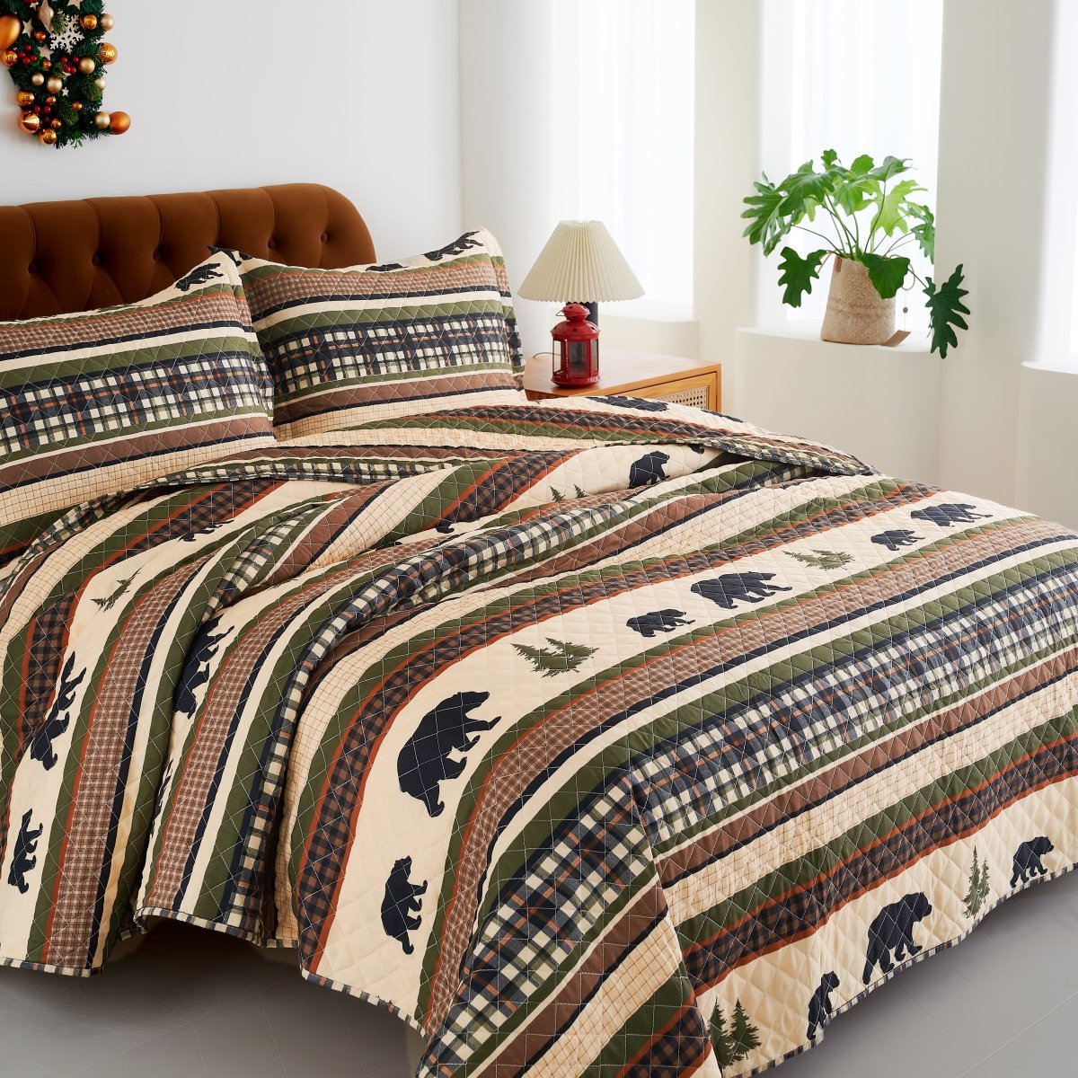 Holiday Collection Quilt Set - Ultra-Soft, Reversible Coverlet Bedding - Oversized Quilt With Matching Pillow Shams - Spirit Linen