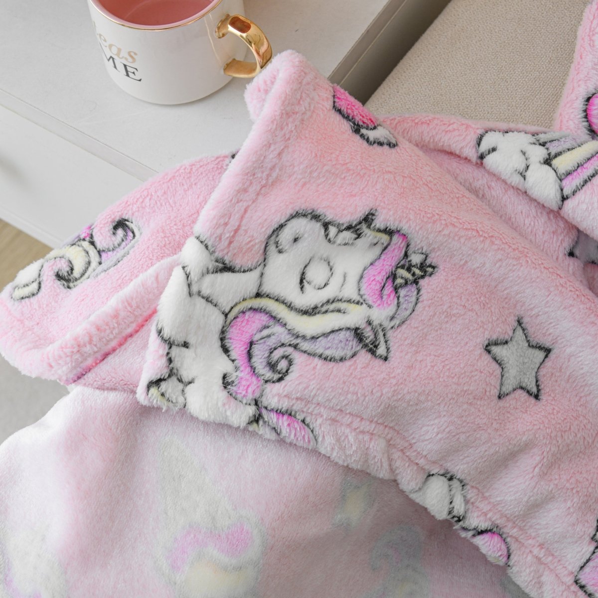 Luna & Arlo - Glow in the Dark - 50 x 70 Throw - Spirit Linen