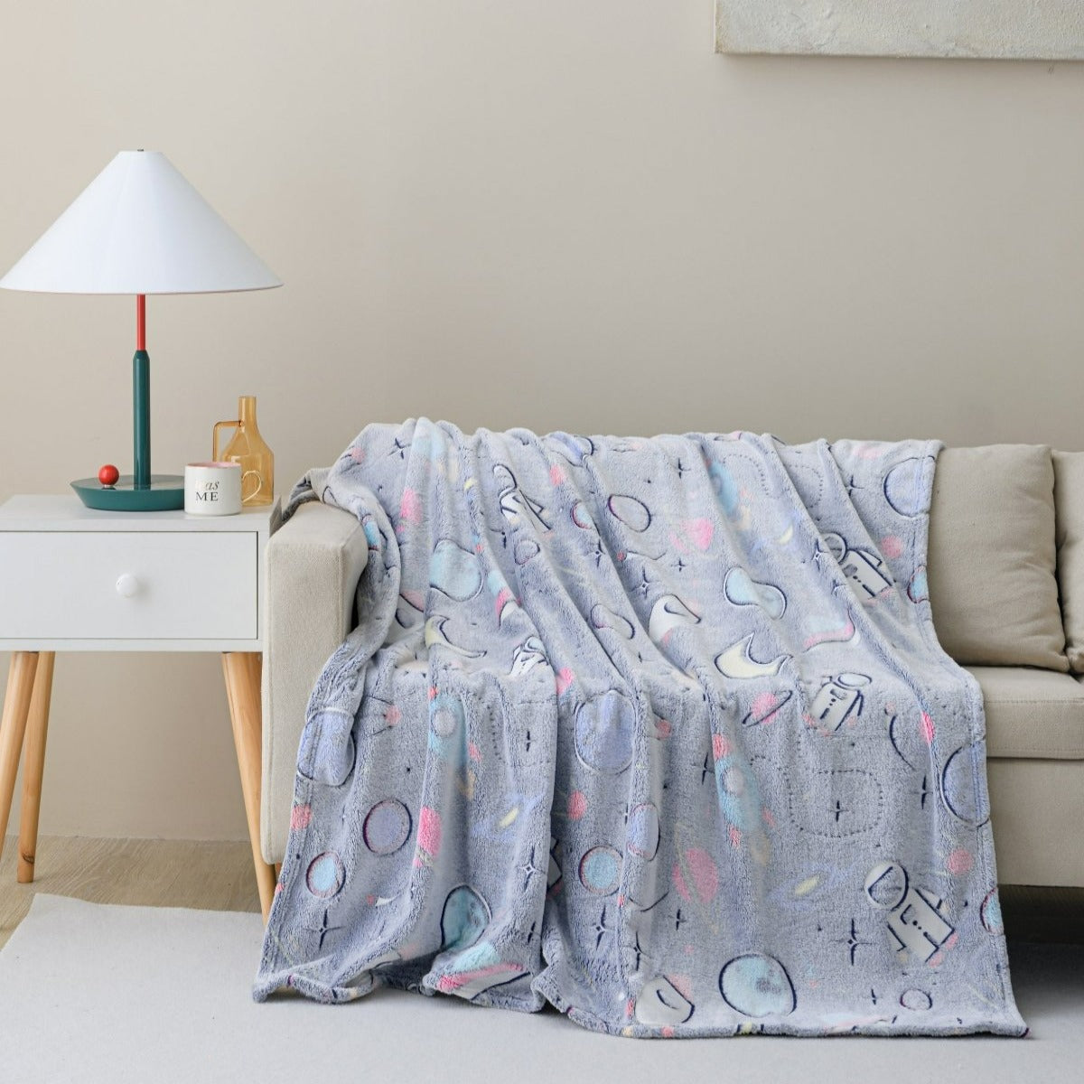 Luna & Arlo - Glow in the Dark - 50 x 70 Throw - Spirit Linen