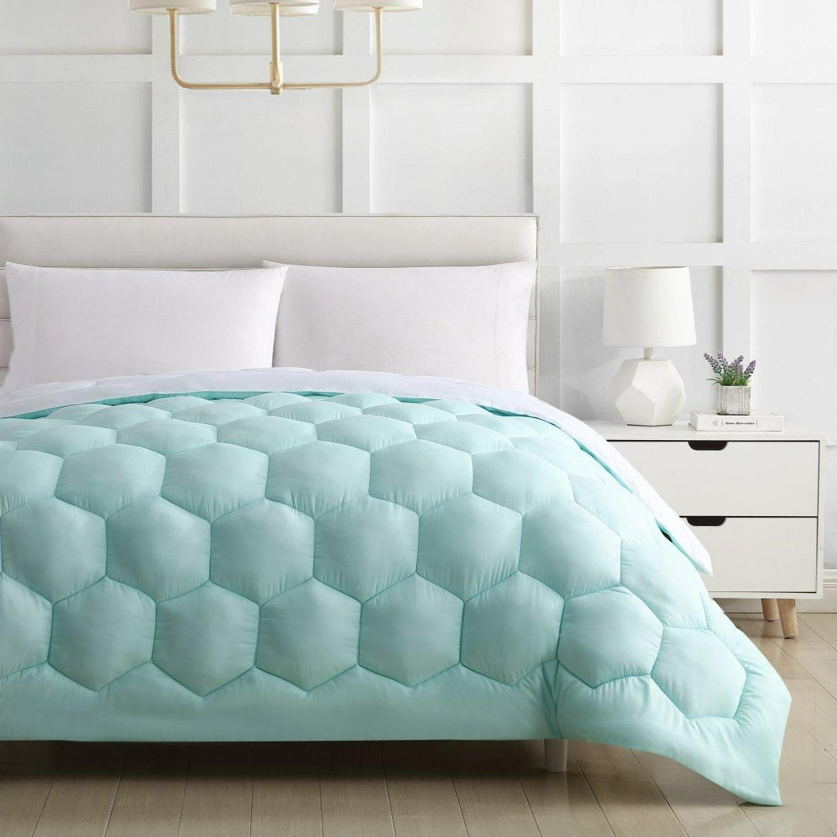 Ultra Plush Microfiber Honeycomb 1pc Comforter - Spirit Linen