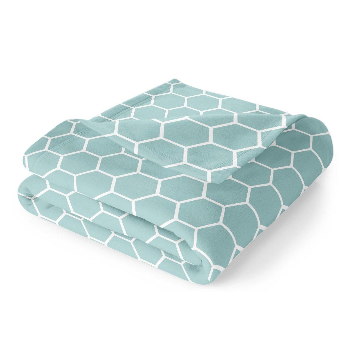 Ultra Soft Oversized Plush Honeycomb Throw Blanket - Stylish Home Décor for Bed or Couch - Spirit Linen