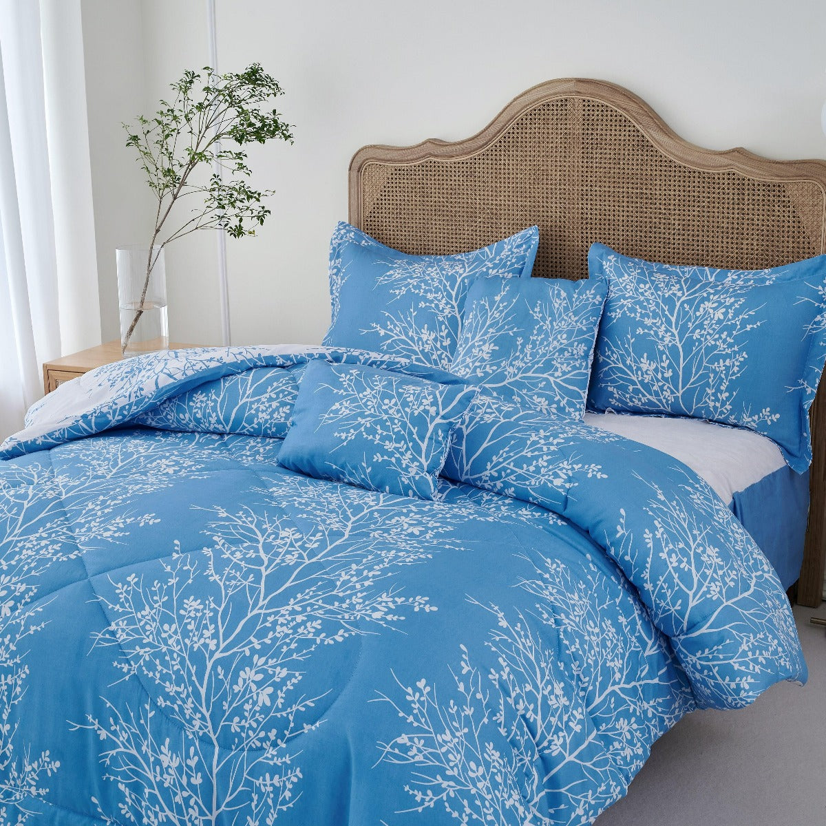 Foliage Reversible Comforter Set + Two Free Sham Pillows - Spirit Linen - Light Blue