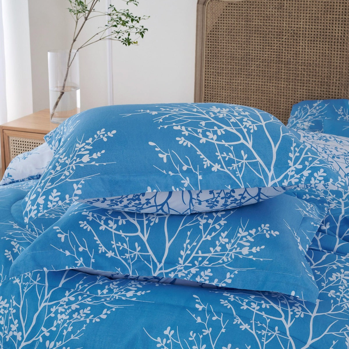 Foliage Reversible Comforter Set + Two Free Sham Pillows - Spirit Linen - Light Blue