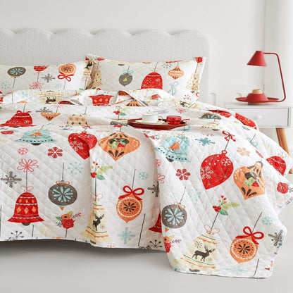 Holiday Collection Quilt Set - Ultra-Soft, Reversible Coverlet Bedding - Oversized Quilt With Matching Pillow Shams