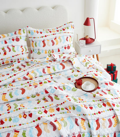 Holiday Collection Quilt Set - Ultra-Soft, Reversible Coverlet Bedding - Oversized Quilt With Matching Pillow Shams