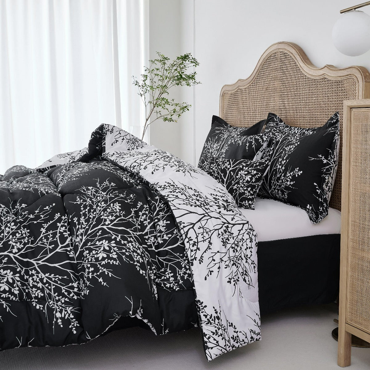 Foliage Reversible Comforter Set + Two Free Sham Pillows - Spirit Linen - Black