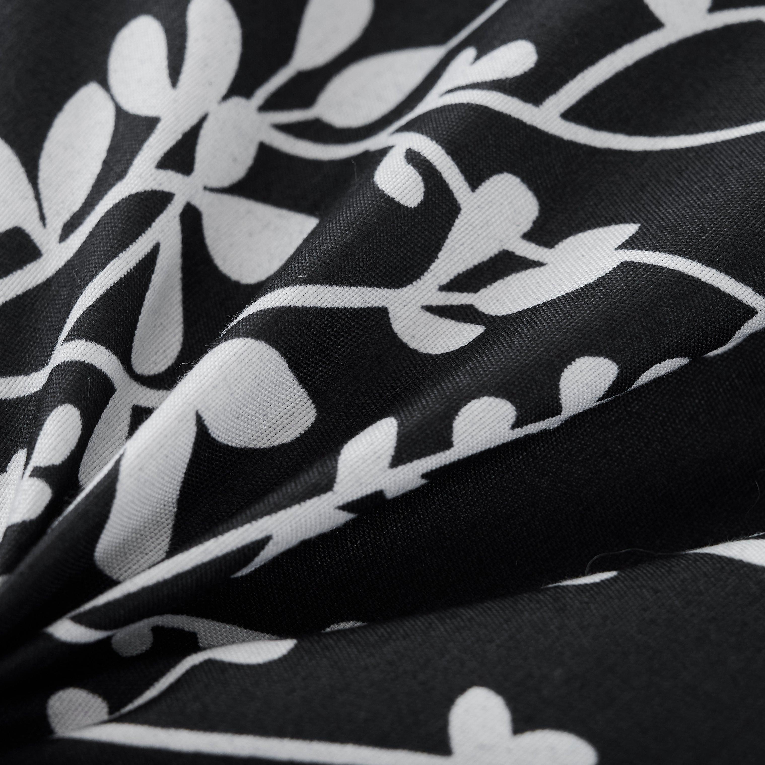 Foliage Reversible Comforter Set + Two Free Sham Pillows - Spirit Linen - Black