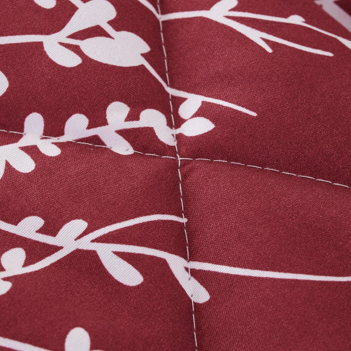 Foliage Reversible Comforter Set + Two Free Sham Pillows - Spirit Linen - Burgundy