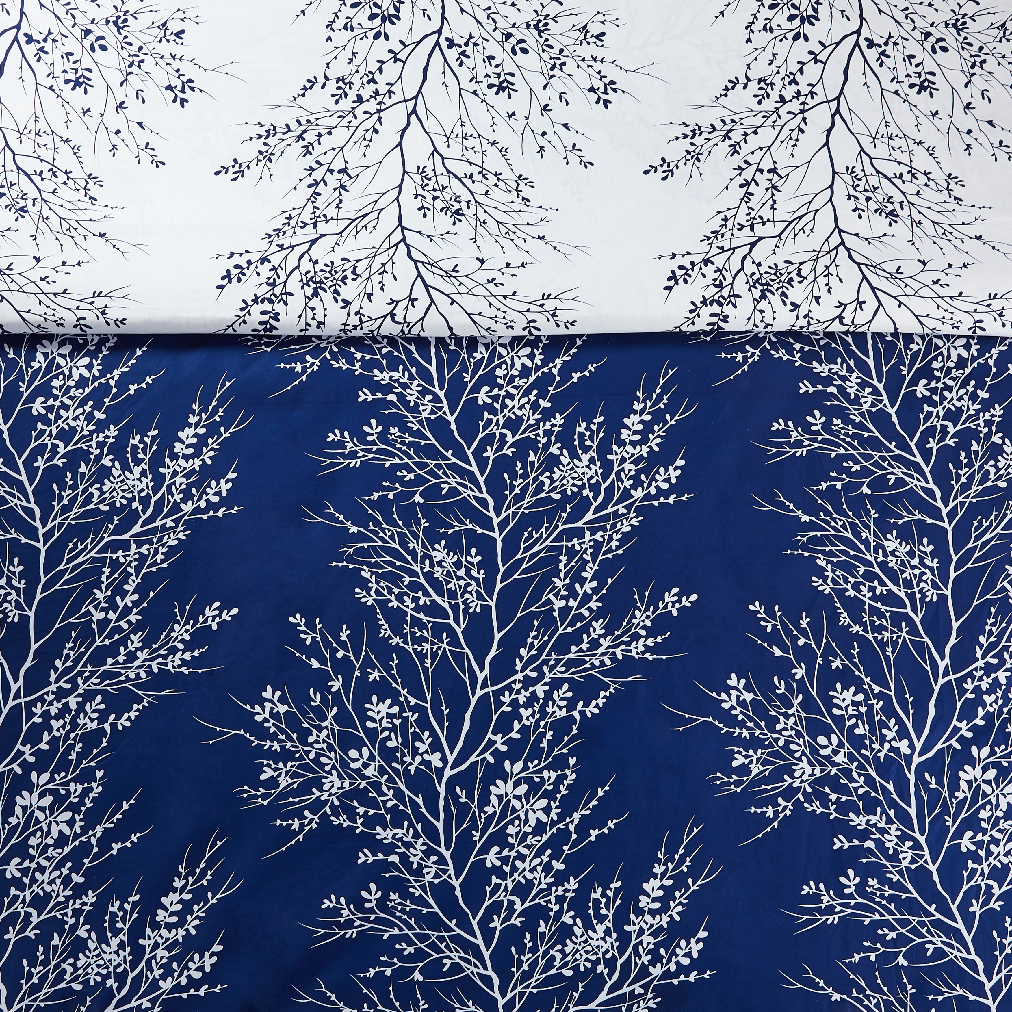 Foliage Reversible Comforter Set + Two Free Sham Pillows - Spirit Linen - Navy