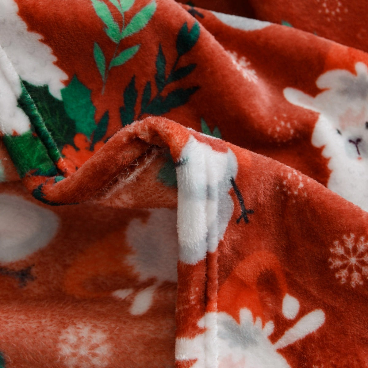 Ultra Soft Oversized Plush Holiday Throw Blanket - Stylish Home Décor for Bed or Couch