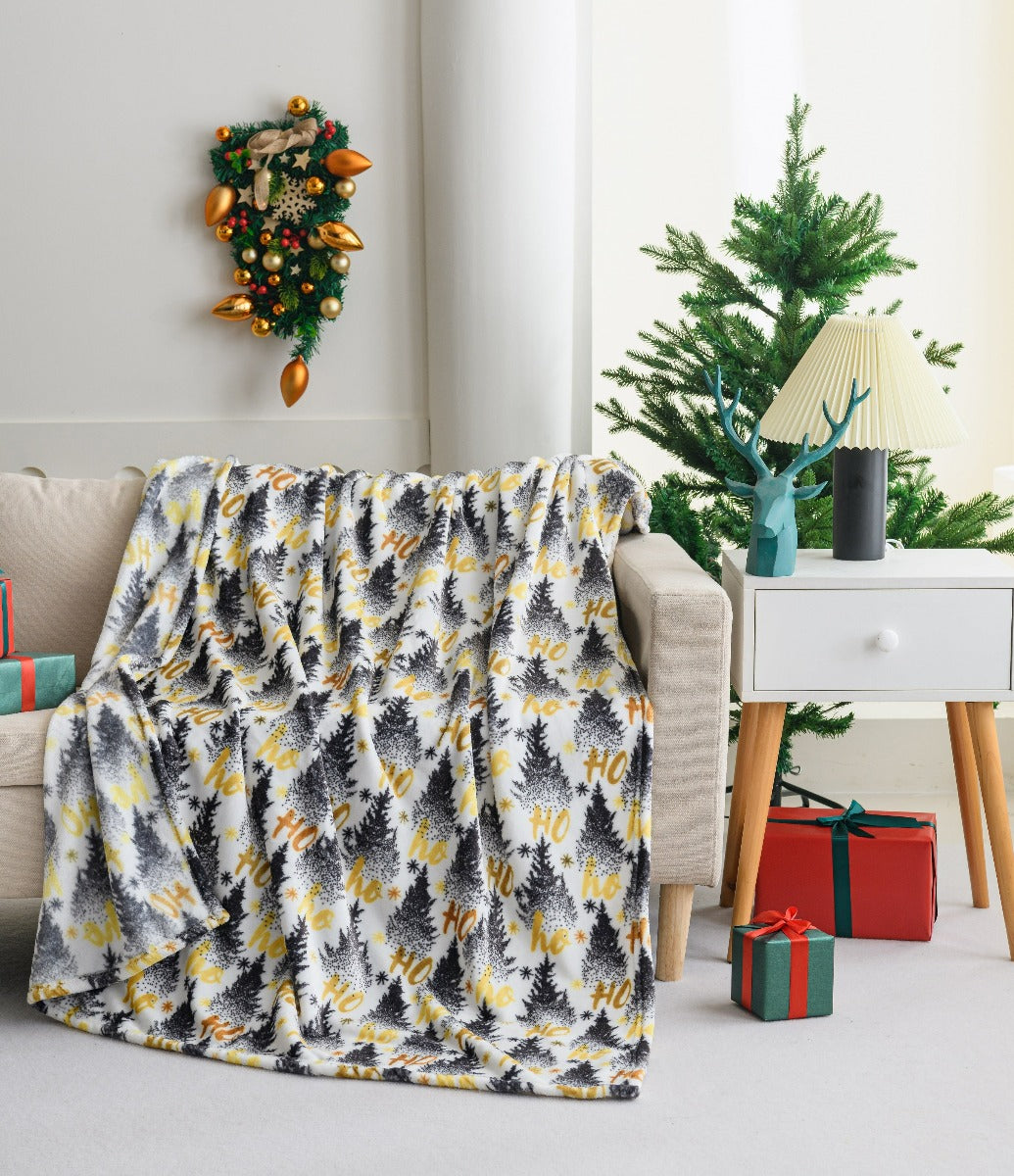 Ultra Soft Oversized Plush Holiday Throw Blanket - Stylish Home Décor for Bed or Couch