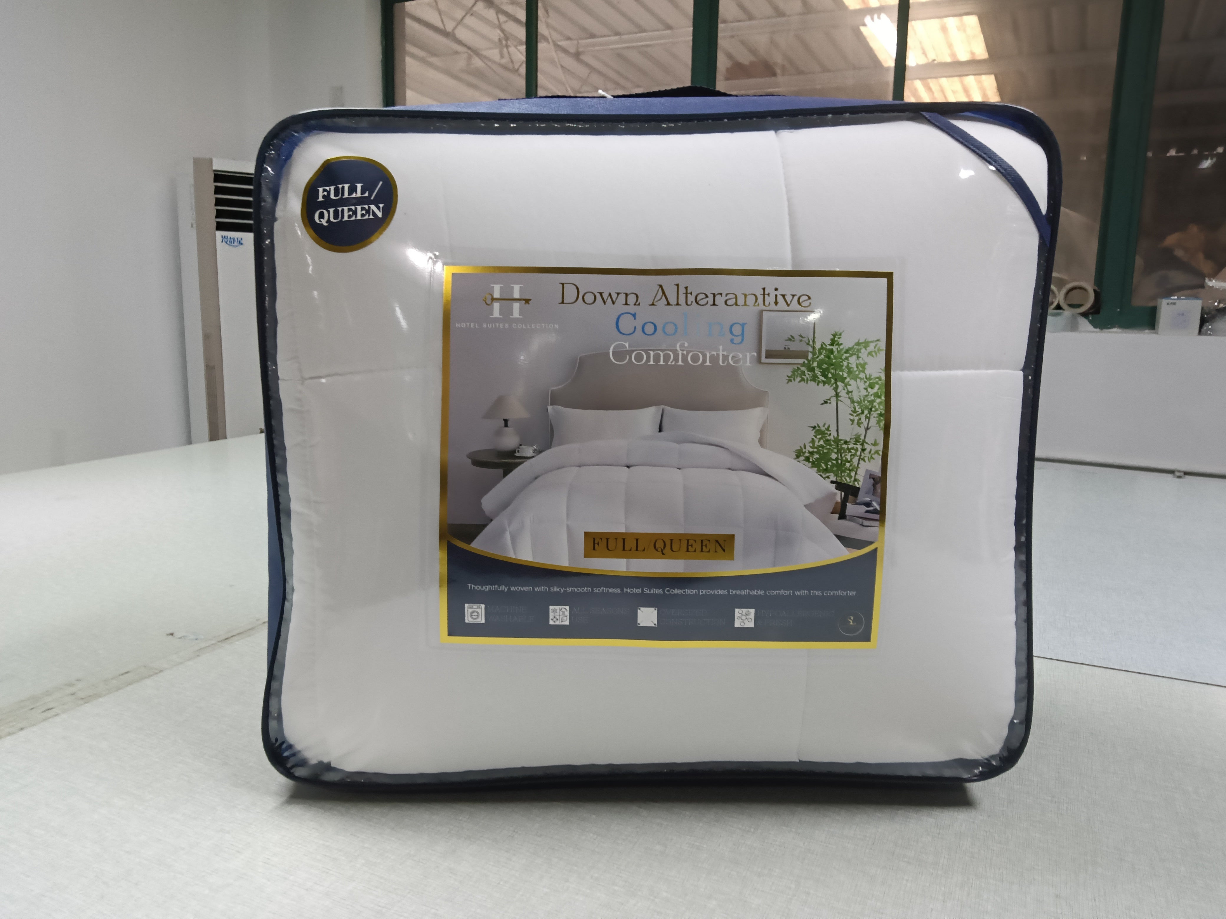 Down Alt Comforter Solids