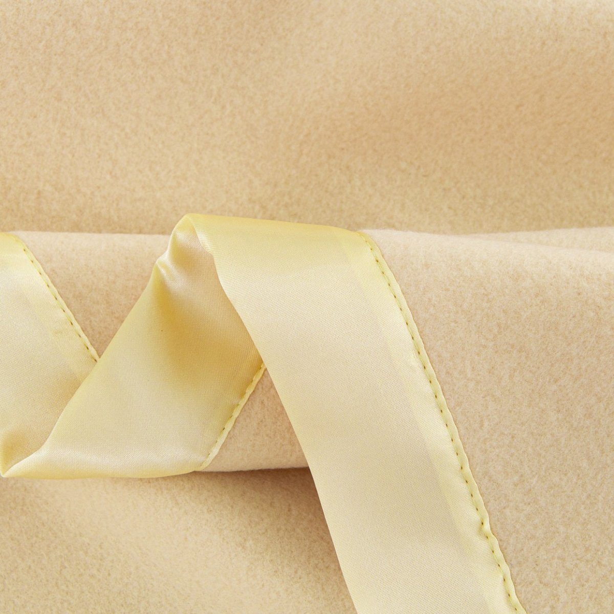 100% Polyester Satin Trim Polar Fleece Blanket - Spirit Linen