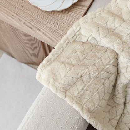 Arrow Jacquard 50 x 70 Plush Throw - Spirit Linen