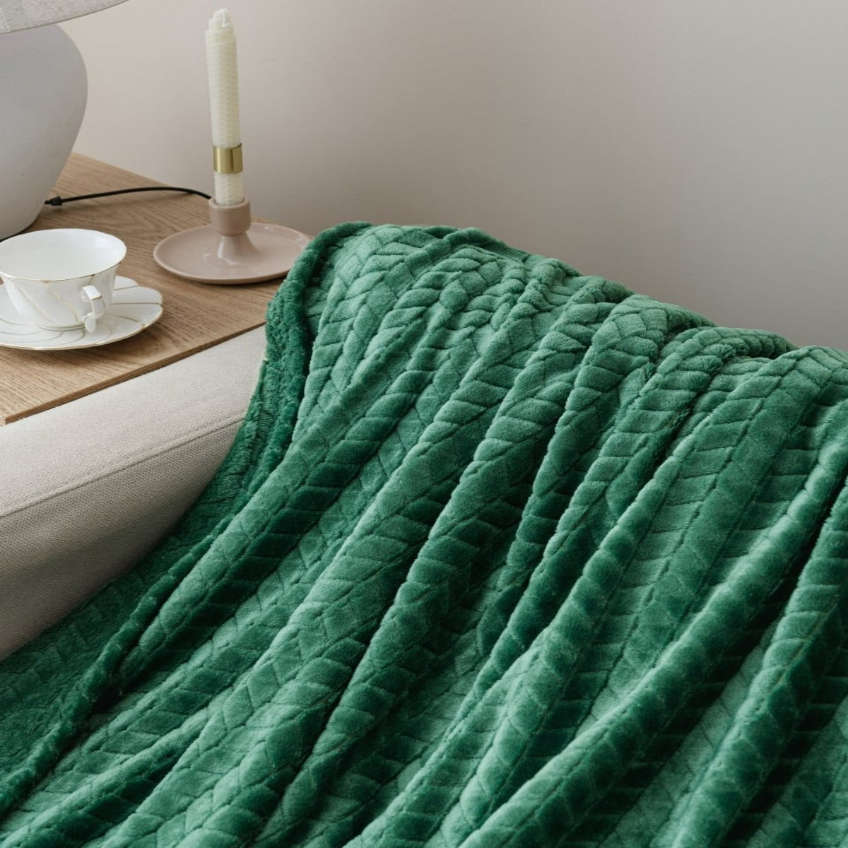 Arrow Jacquard 50 x 70 Plush Throw - Spirit Linen