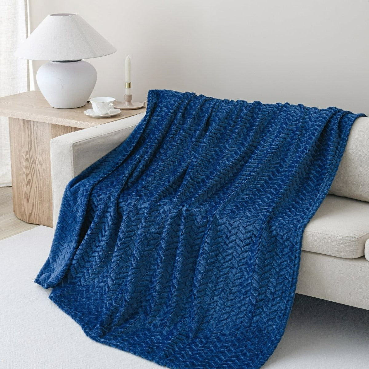 Arrow Jacquard 50 x 70 Plush Throw - Spirit Linen