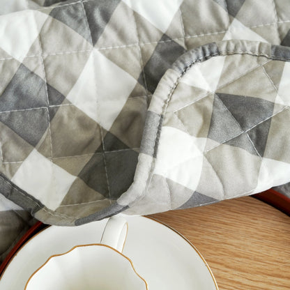 Holiday Collection Quilt Set - Ultra-Soft, Reversible Coverlet Bedding - Oversized Quilt With Matching Pillow Shams - Spirit Linen