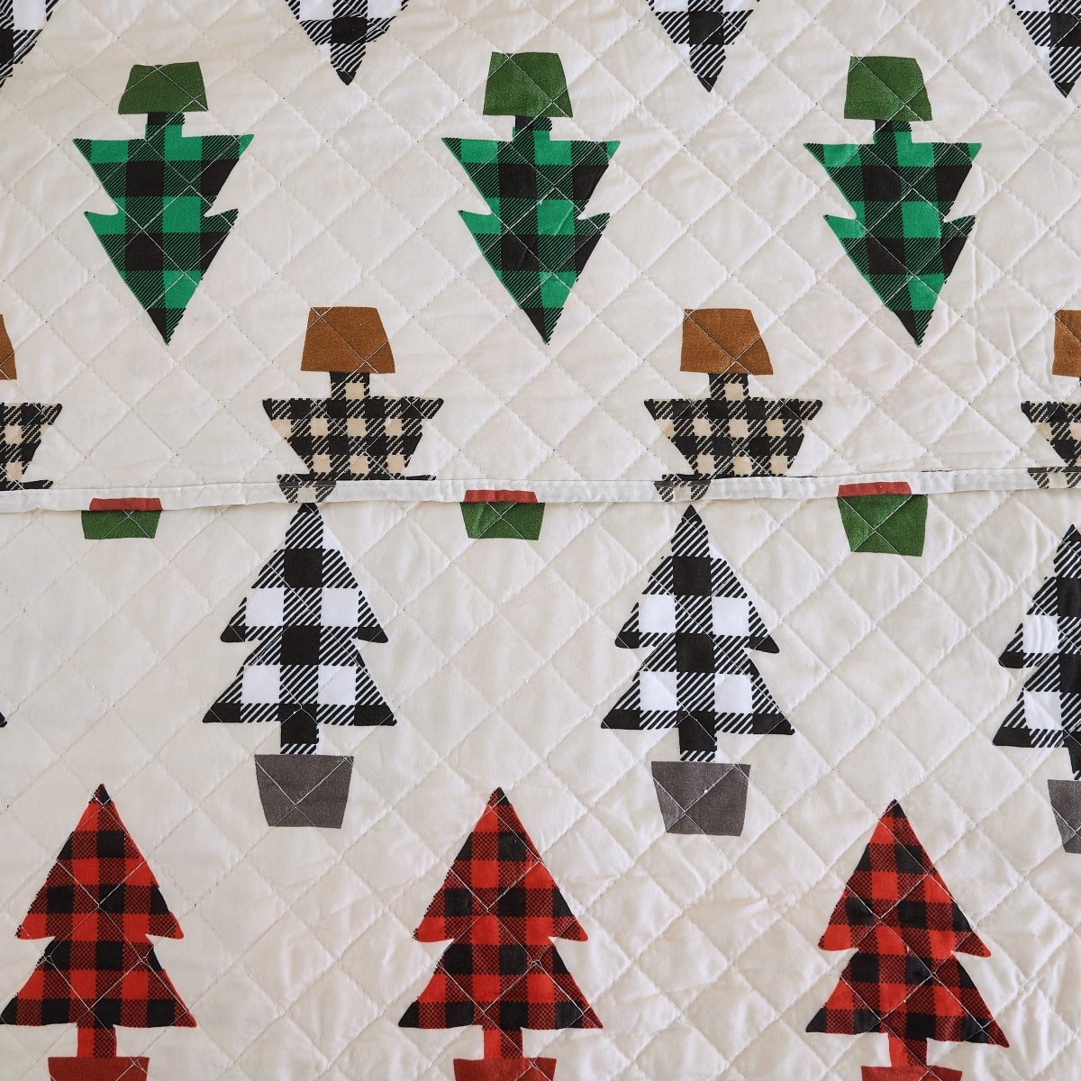 Holiday Collection Quilt Set - Ultra-Soft, Reversible Coverlet Bedding - Oversized Quilt With Matching Pillow Shams - Spirit Linen