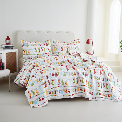 Holiday Collection Quilt Set - Ultra-Soft, Reversible Coverlet Bedding - Oversized Quilt With Matching Pillow Shams - Spirit Linen