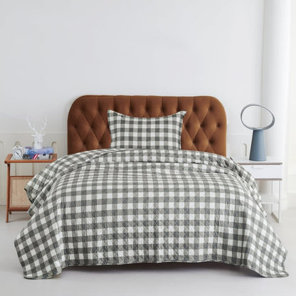 Holiday Collection Quilt Set - Ultra-Soft, Reversible Coverlet Bedding - Oversized Quilt With Matching Pillow Shams - Spirit Linen